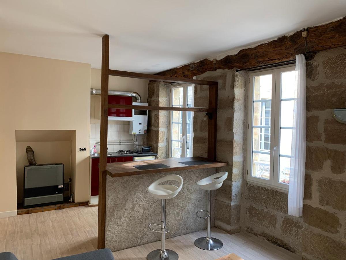 Brive Republique #1 T1 Bis - #3 T2 - #4 T4 - Centre Historique Brive Apartment Екстериор снимка